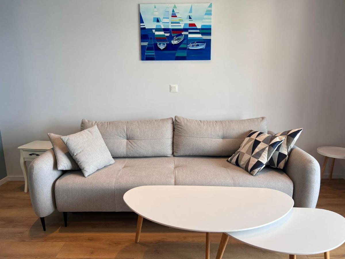 Beachfront Comfort Apartments Sinajko Podgora Eksteriør bilde