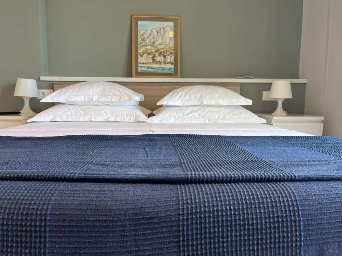 Beachfront Comfort Apartments Sinajko Podgora Eksteriør bilde