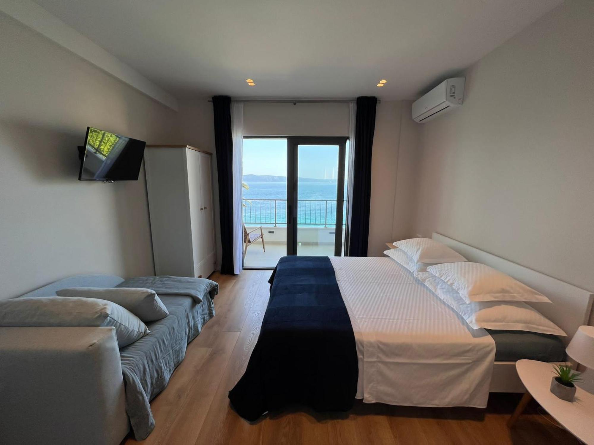 Beachfront Comfort Apartments Sinajko Podgora Eksteriør bilde